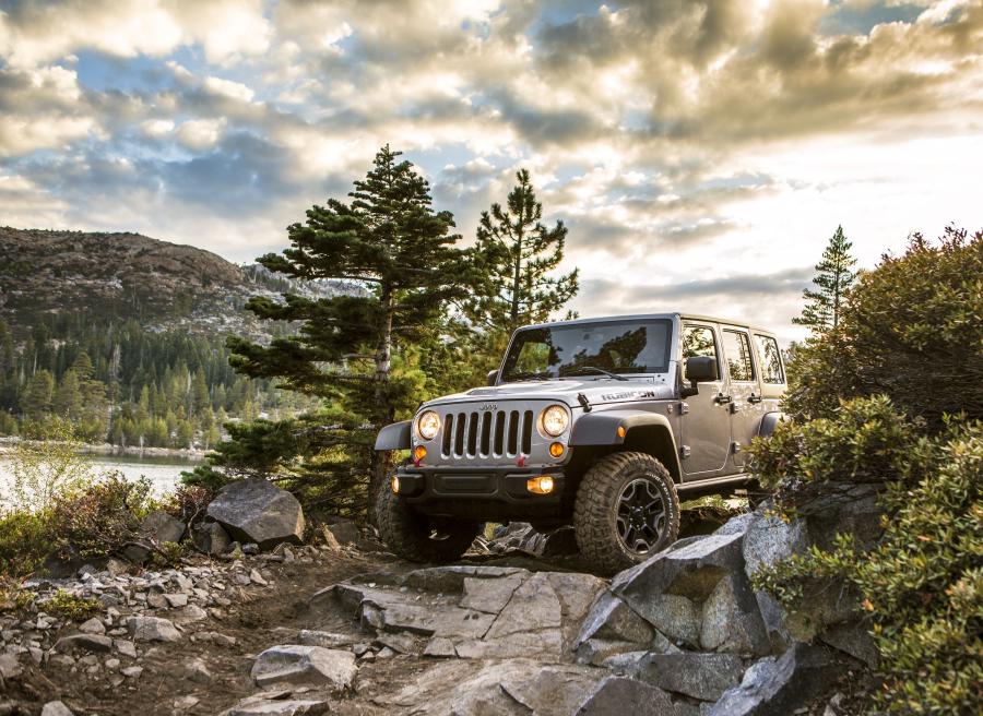  Jeep Wrangler Rubicon 10th Anniversary Edition 2013 года  (EU) (фото 36 из 54)